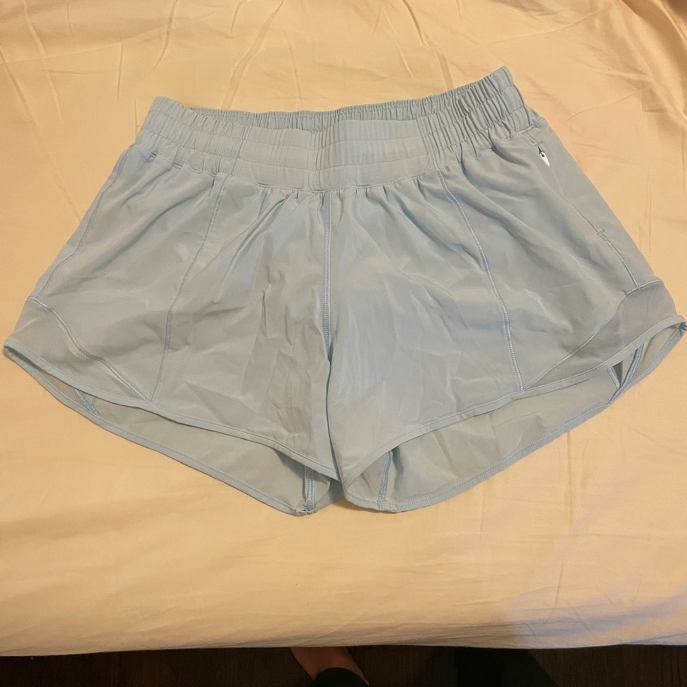 Lululemon Hotty hot shorts 4”